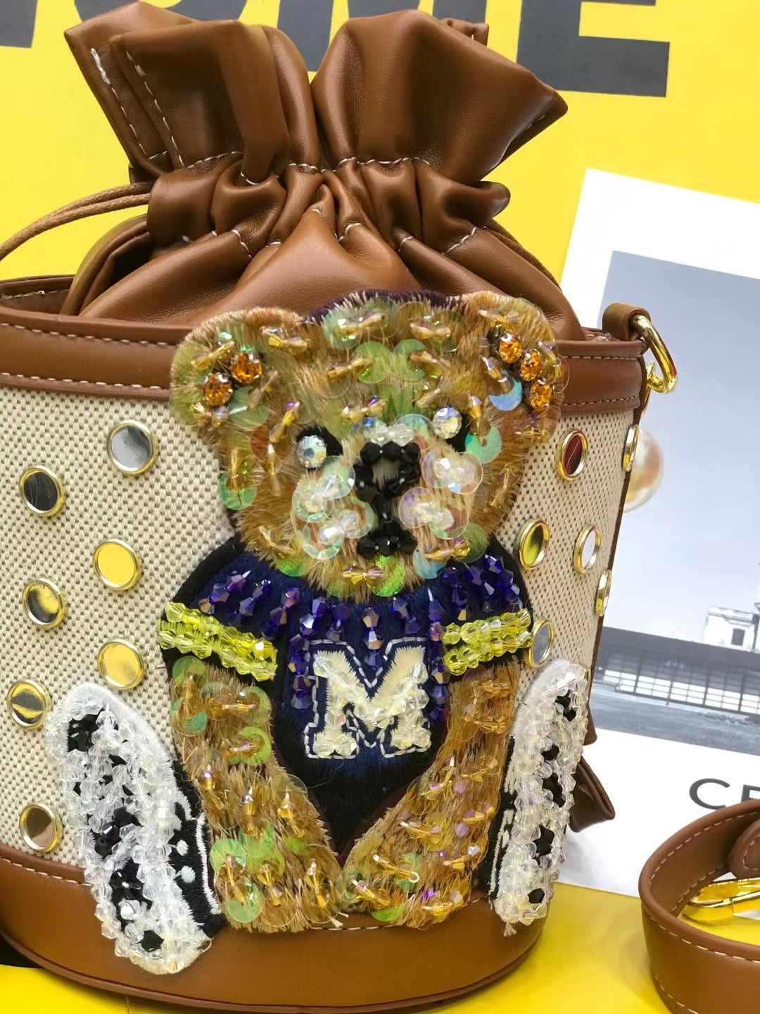 Moschino teddy 2024 bear bucket bag